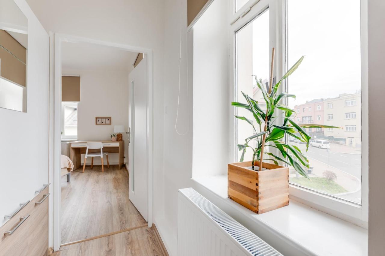Modern, Bright And Spacious Apartment Прага Екстериор снимка